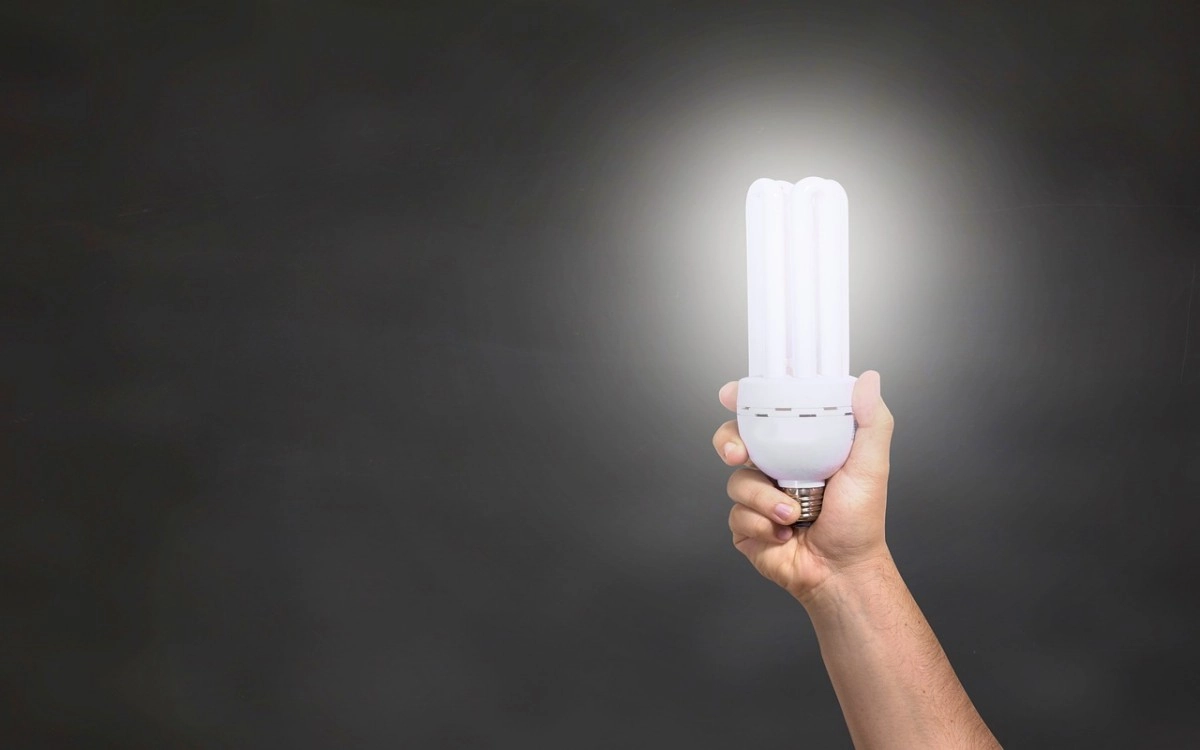 Iluminat eficient energetic și tehnologii LED
