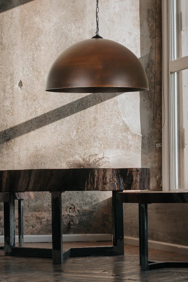 Lămpi stil industrial și loft